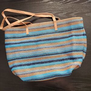 NWOT Avon Woven Shoulder Lined Beach Bag 17x11x4
